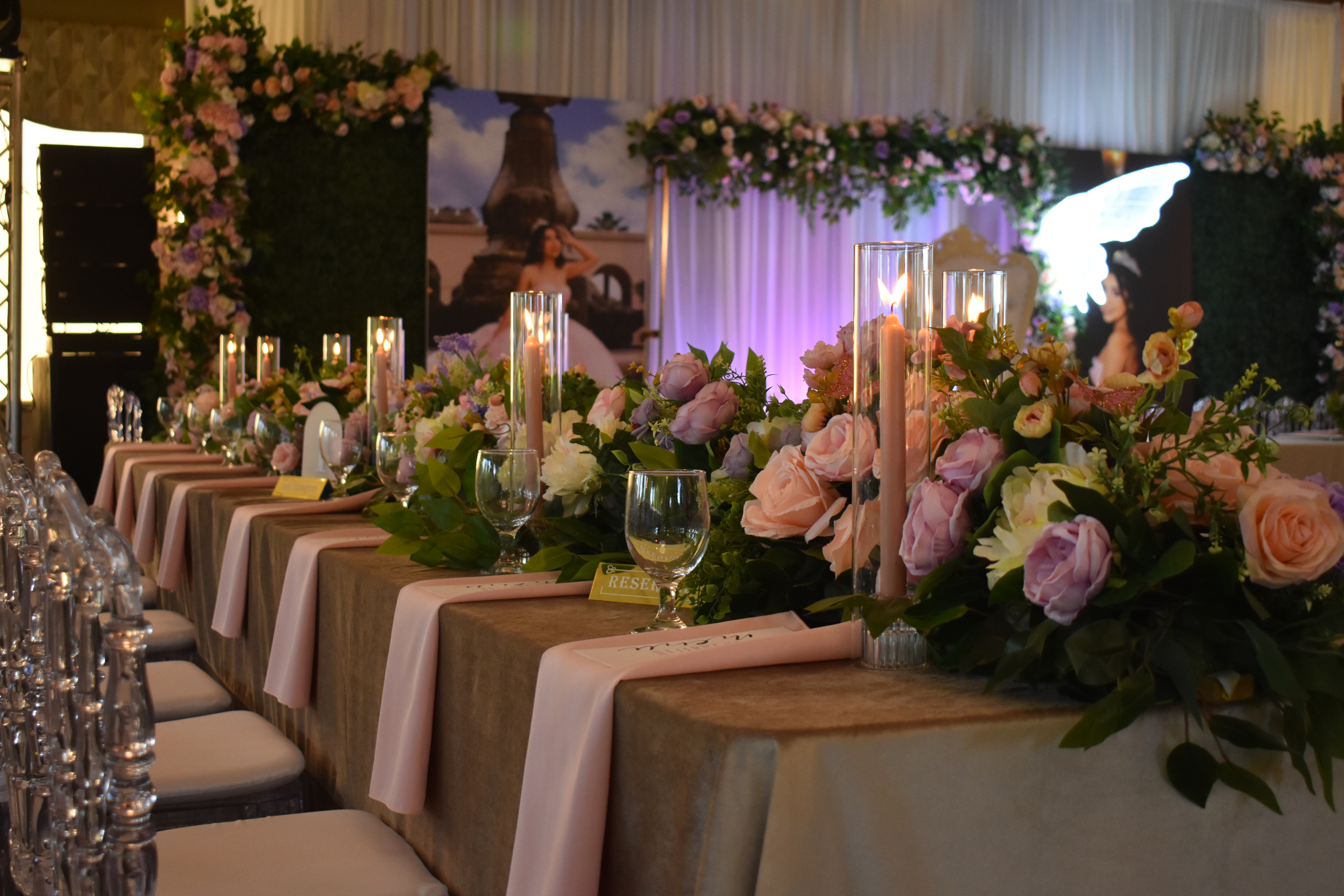 Candlelit wedding table at Elkhorn